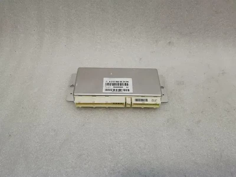 MERCEDES-BENZ Mercedes E63 AMG W212 Airmatic Control Module A2129005524 ECU Airmatic