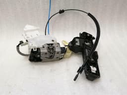 MERCEDES-BENZ Mercedes E Class W212 rear right door lock A2047304035 door lock rear right — thumbnail 3
