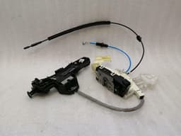 MERCEDES-BENZ Mercedes E Class W212 rear right door lock A2047304035 door lock rear right — thumbnail 2