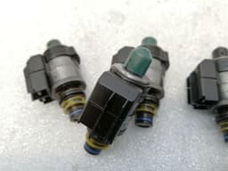 MERCEDES-BENZ Mercedes CL W216 Gearbox Solenoid Valve A2202771098 Solenoid Valve Transmission — thumbnail 3