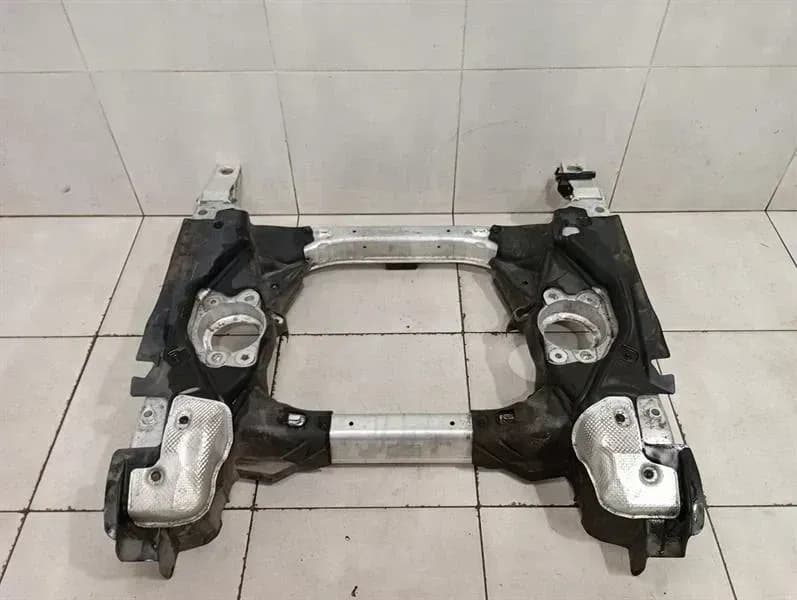 Mercedes CL W217 Beam Subframe Front A2176200188 Front Axle Carrier