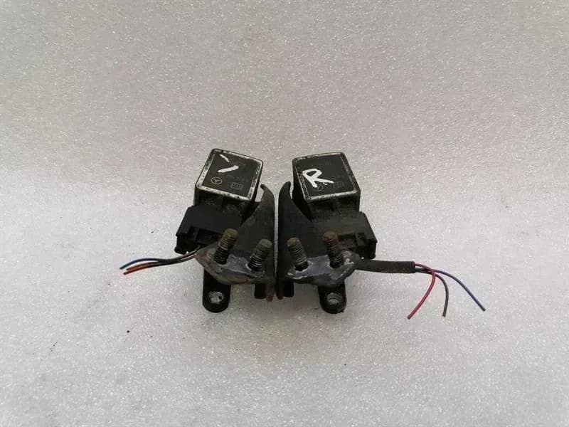 Mercedes CL W216 Level Sensor Set A0105427717 Level Regulation Set