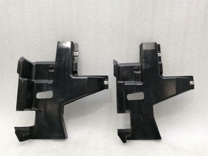 MERCEDES-BENZ Mercedes G-Wagen W463 Right Lock Cover A4637205201 Cover Panel Anti-Theft
