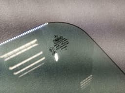 MERCEDES-BENZ Mercedes G-Car W463 Front Door Glass A4637250510 Door Window Front — thumbnail 3