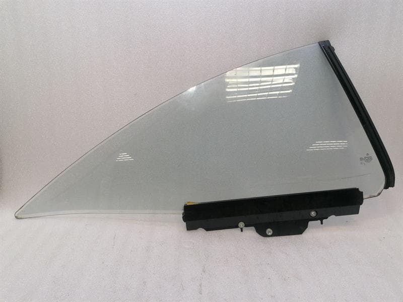 MERCEDES-BENZ Mercedes CL W216 Right Rear Quarter Glass A2166700410 Door Window 1⁄4 Rear Right