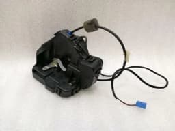 MERCEDES-BENZ Mercedes CLS W219 rear right door lock A2197300435 door lock rear right — thumbnail 1