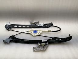 MERCEDES-BENZ Mercedes CLS W219 Right Rear Door Winder A2197301046 Window Regulator Rear Right — thumbnail 4