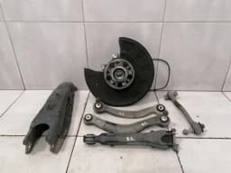 MERCEDES-BENZ Mercedes SL R231 Right Rear Hub Set A2313504600 Wheel Bearing Housing Rear Right — thumbnail 1