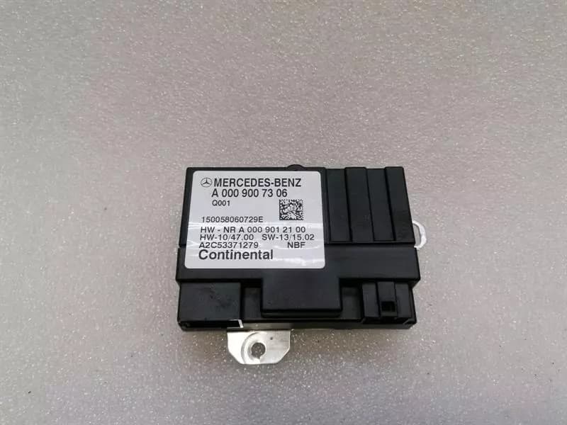 Mercedes SL R231 electronic module A0009007306 control unit fuel pump