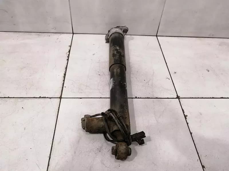 MERCEDES-BENZ Mercedes E63 AMG W212 Shock Absorber Right A2183202030 Shock Absorber Rear R EDC