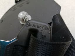 MERCEDES-BENZ Mercedes E W212 front right seatbelt A2128600886 seat belt front belt re — thumbnail 7