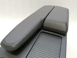 MERCEDES-BENZ Mercedes E63 AMG W212 RHD Armrest A2126800439 RHD Leather NAPPA — thumbnail 6