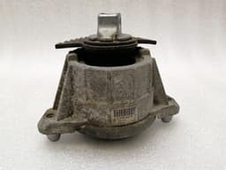 MERCEDES-BENZ Mercedes CLS63 AMG W218 Engine Mount A2182400117 Engine Holder — thumbnail 9