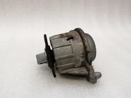 MERCEDES-BENZ Mercedes CLS63 AMG W218 Engine Mount A2182400117 Engine Holder — thumbnail 2