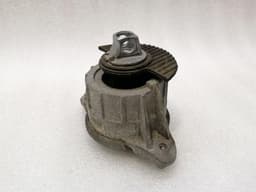 MERCEDES-BENZ Mercedes CLS63 AMG W218 Engine Mount A2182400117 Engine Holder — thumbnail 8