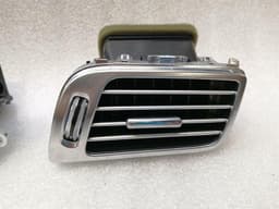 MERCEDES-BENZ Mercedes CLS W218 air vent set A2188300754 ventilation nozzle ventilation grille set — thumbnail 6