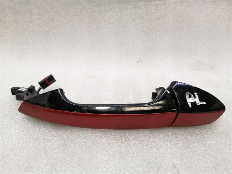 Mercedes CLS W218 Left Door Handle A2047601370 Door Handle Left KEYLESS