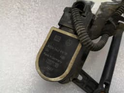 MERCEDES-BENZ Mercedes E Class W212 suspension level sensor A2123200943 level sensor — thumbnail 2