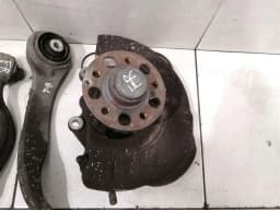 MERCEDES-BENZ Mercedes E Class W212 E63 AMG FRH Hub A2123300220 Wheel Bearing Housing Front Right — thumbnail 5