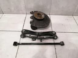 MERCEDES-BENZ Mercedes ML W166 Left Rear Hub Set A1663500408 Wheel Bearing Housing Rear Left — thumbnail 1