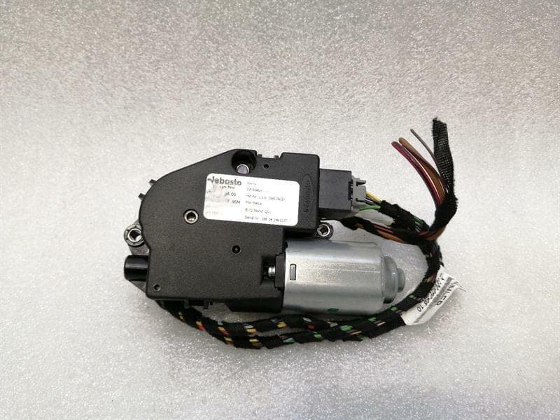 Mercedes ML W166 Sun Roof Engine A1669600 Sunroof Motor