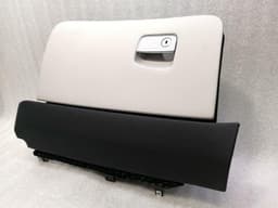 MERCEDES-BENZ Mercedes CL W217 GREIGE Glovebox A2176800391 EXCLUSIVE LEATHER S-Coupe TRIM — thumbnail 3