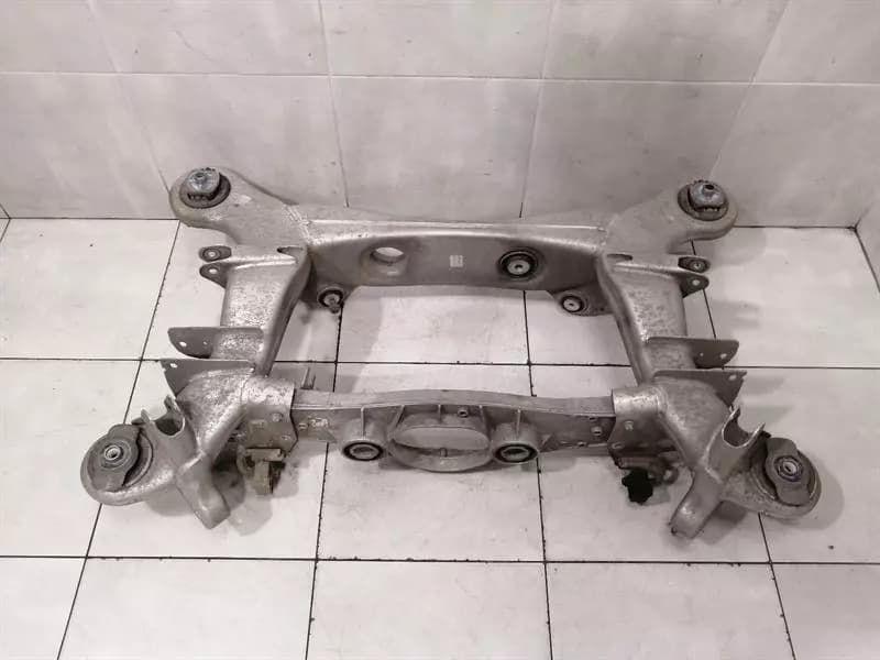 Mercedes CL W217 subframe rear A2213500508 axle frame rear axle S63 W222