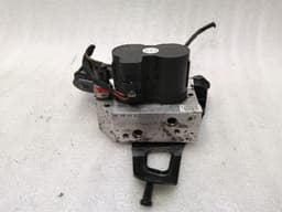 MERCEDES-BENZ Mercedes CL W217 AMG R230 rear ABC valve A2213201058 hydraulic valve ABC rear — thumbnail 1