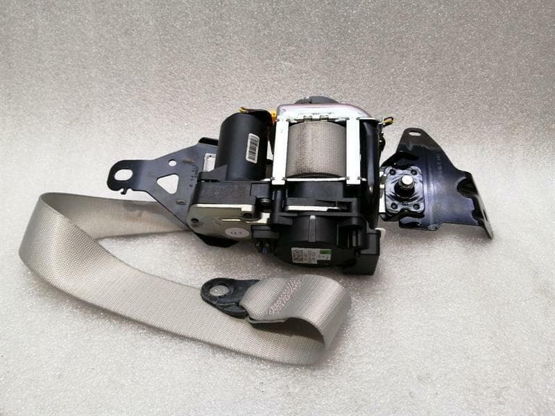 MERCEDES-BENZ Mercedes CL W217 front seat belt right A2178600 seat belt belt front re