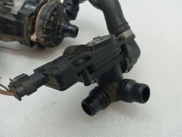 MERCEDES-BENZ Mercedes CL W217 AMG additional cooling pump A0005003000 coolant pump pump — thumbnail 6