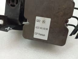 MERCEDES-BENZ MERCEDES CL63 AMG S63 W217 A.B.S PUMP A2224310400 ABS PUMP HYDRAULIC BLOCK — thumbnail 6