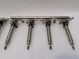 MERCEDES-BENZ Mercedes GLE63 AMG W292 C292 Fuel Rail Set A2780703295 Injection Strip Pipe M157 — thumbnail 3