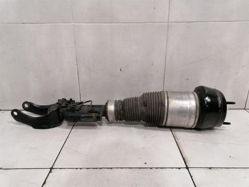 MERCEDES-BENZ Mercedes GLE W292 C292 Shock Absorber Front A2923202400 Front Shock Absorber