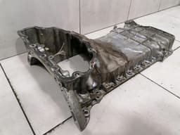 MERCEDES-BENZ Mercedes GLE63 AMG W292 C292 Oil Sump A2780140700 OIL TUB M157 V8 AMG — thumbnail 8