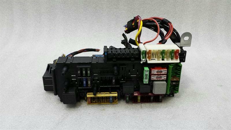 MERCEDES-BENZ Mercedes SLK R172 Fuse Box A1729060005 Fuse Box Rear SAM