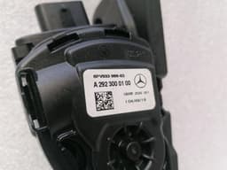 MERCEDES-BENZ Mercedes GLE W292 C292 Gas Pedal (Electrical) A2923000100 Accelerator Pedal — thumbnail 6