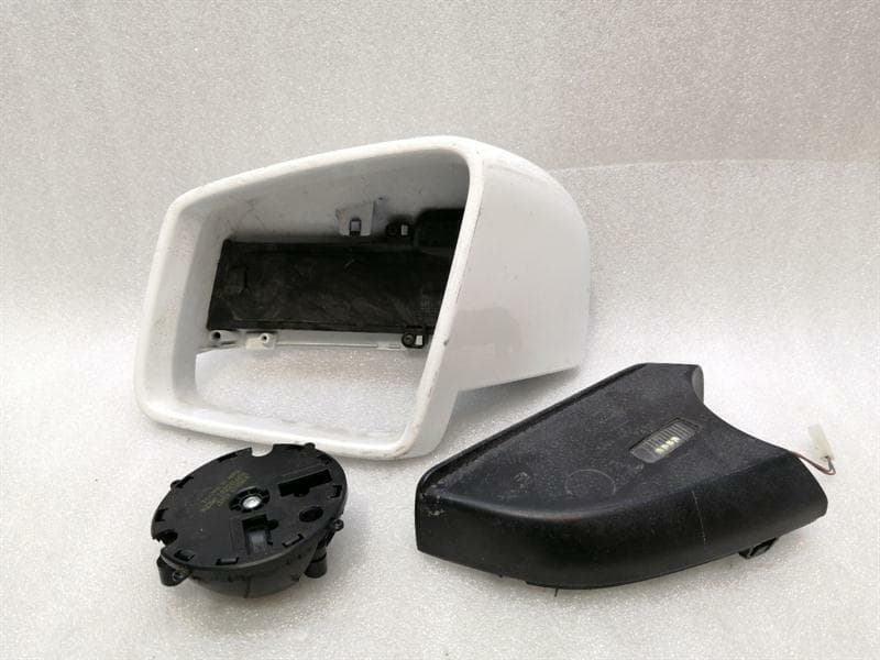 MERCEDES-BENZ Mercedes G-Car W463 Left Door Mirror A1668100164 Exterior Mirror Cover Left