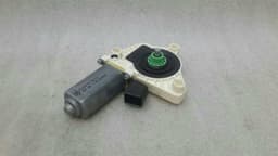 MERCEDES-BENZ Mercedes S W217 RLH door window motor A0009066106 window regulator motor rear Li — thumbnail 3