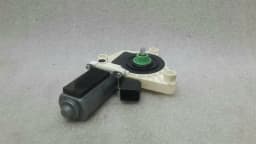 MERCEDES-BENZ Mercedes S W217 FRH door window motor A2079061300 window regulator motor front RE — thumbnail 3