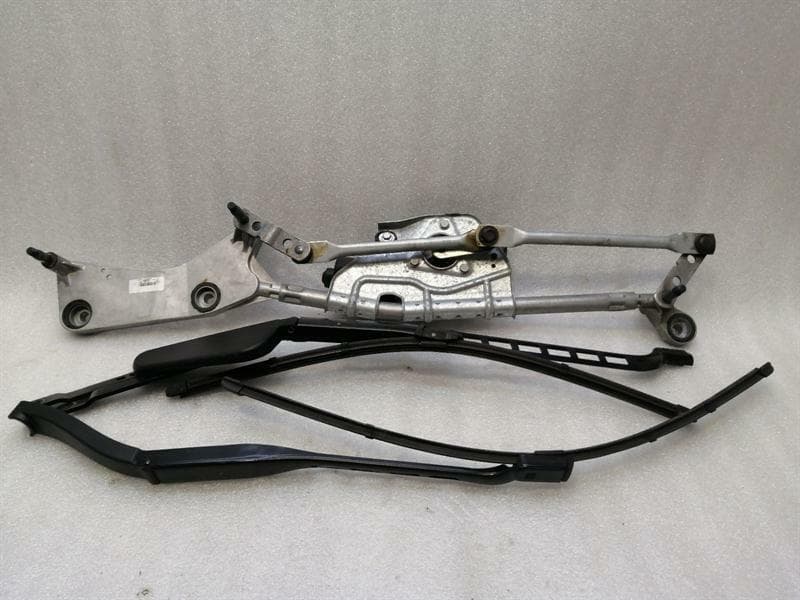 MERCEDES-BENZ Mercedes GLS X166 front wiper engine A1668202840 wiper engine front RHD