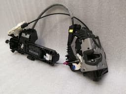 MERCEDES-BENZ Mercedes GLS X166 GLS63 AMG Door Lock A0997304700 Door Lock SOFT CLOSE — thumbnail 2