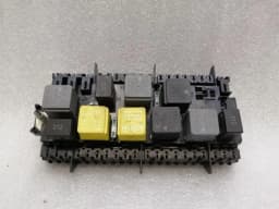 MERCEDES-BENZ Mercedes GLS X166 Fuse Box A1669068201 Fuse Box — thumbnail 3