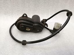 MERCEDES-BENZ MERCEDES GLS X166 GLS63 AMG PARK BRAKE ENGINE A1669065401 ACTUATOR PARKING BRAKE — thumbnail 9