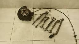 MERCEDES-BENZ Mercedes CLS W219 RRH Hub A2113504608 Wheel Bearing Housing Rear Right — thumbnail 1