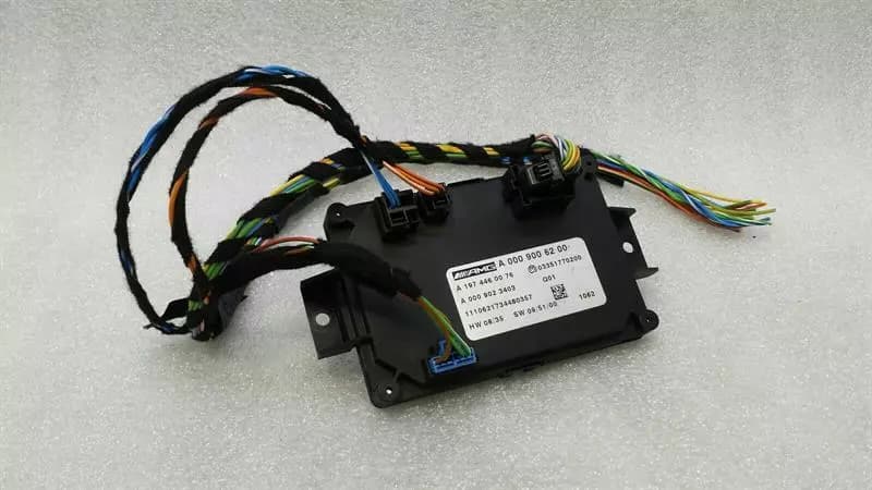 Mercedes CLS W218 Electronic Module A0009006200 ECU