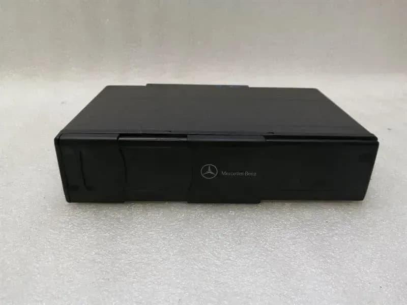 Mercedes S-Class W220 CD Changer A2208274642 CD Changer