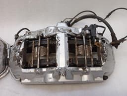 MERCEDES-BENZ Mercedes E55 AMG W211 Front Brake Caliper A0024209783 Front Brake Caliper M113 V8 — thumbnail 3