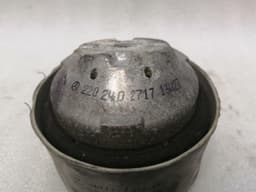 MERCEDES-BENZ Mercedes CL W215 CL55 AMG Engine Mount A2202402717 Engine Holder M113 — thumbnail 6