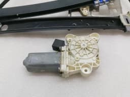 MERCEDES-BENZ Mercedes S W220 Left Front Door Winder A2207202546 Front Left Window — thumbnail 6