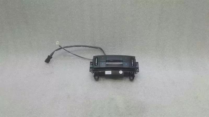 Mercedes CLS W219 Rear Car Climate Control A2118300285 Climate Control Panel W211